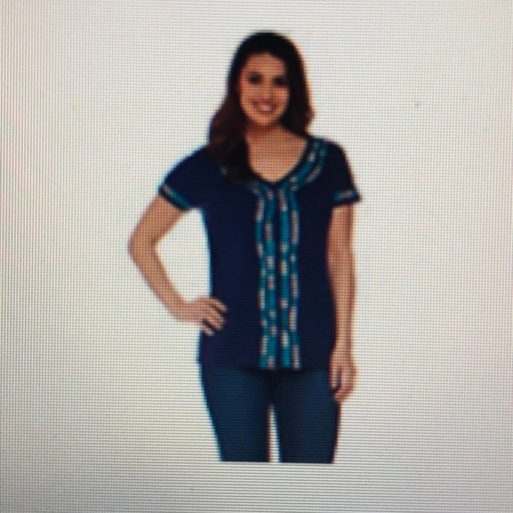 C Wonder. Navy Blue embroidery top